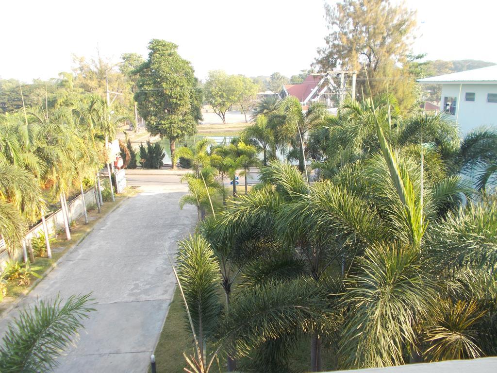 A.P.Garden Hotel Kalaszin Kültér fotó