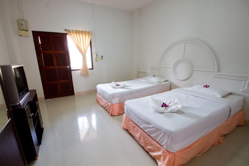 A.P.Garden Hotel Kalaszin Kültér fotó