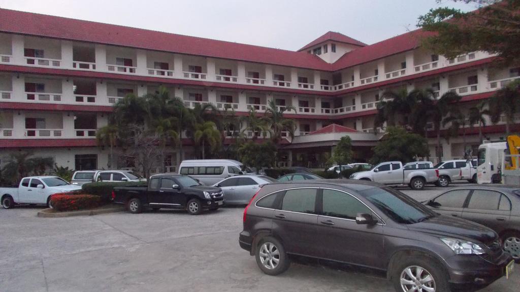 A.P.Garden Hotel Kalaszin Kültér fotó