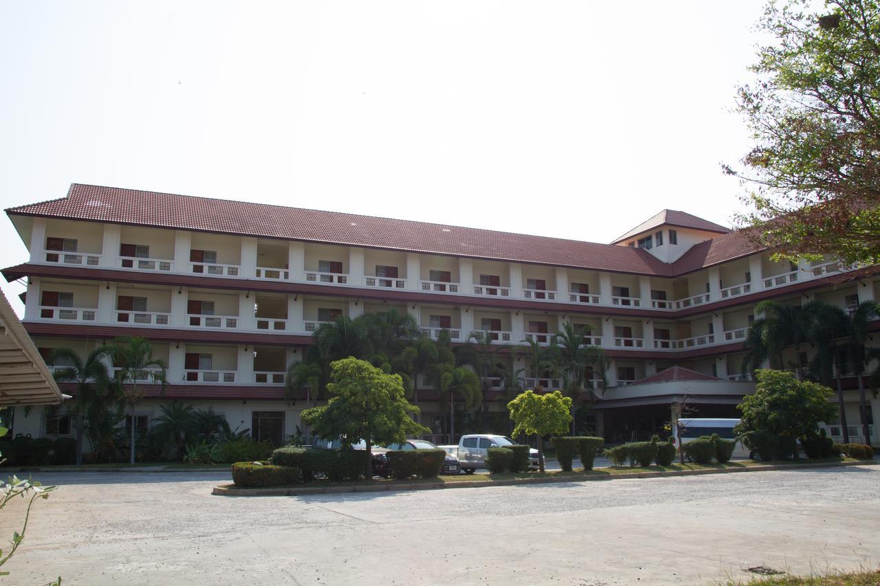 A.P.Garden Hotel Kalaszin Kültér fotó